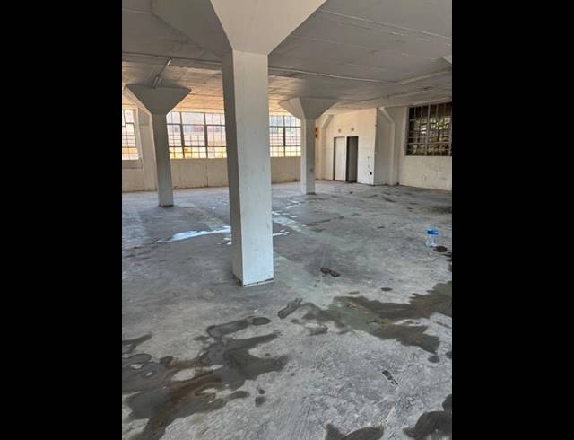 BUSINESS PROPERTY TO RENT IN OVERPORT